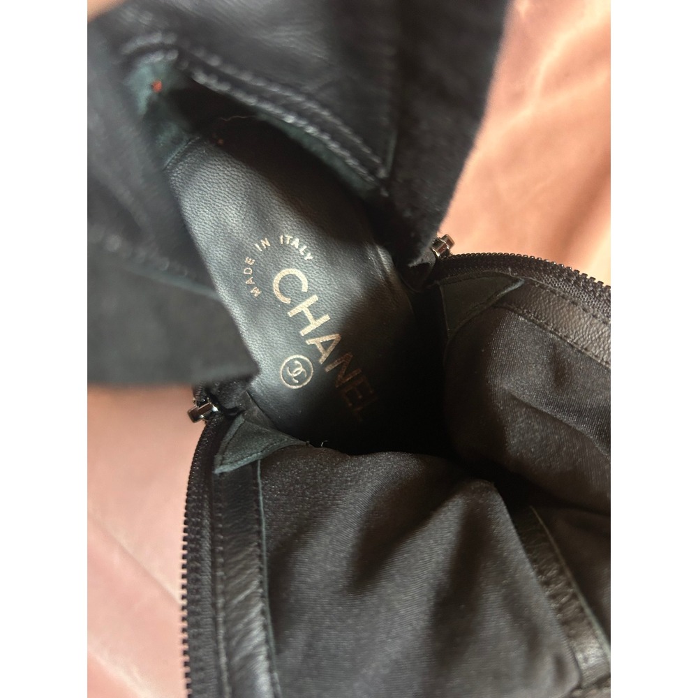 Chanel Black Quilted Suede Patent Cap Toe CC Logo Ankle Boots Size 38 - Picture 10 of 10